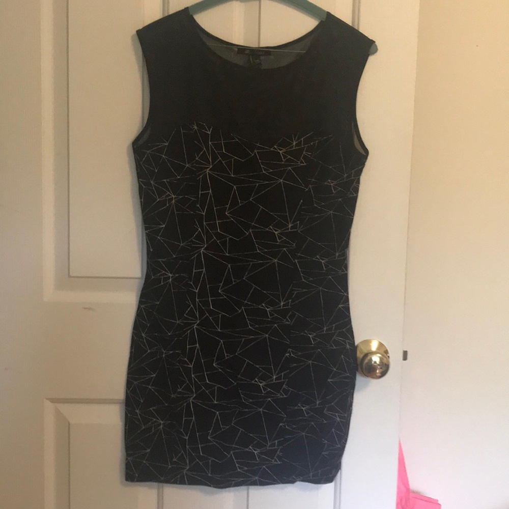Bodycon black dress
